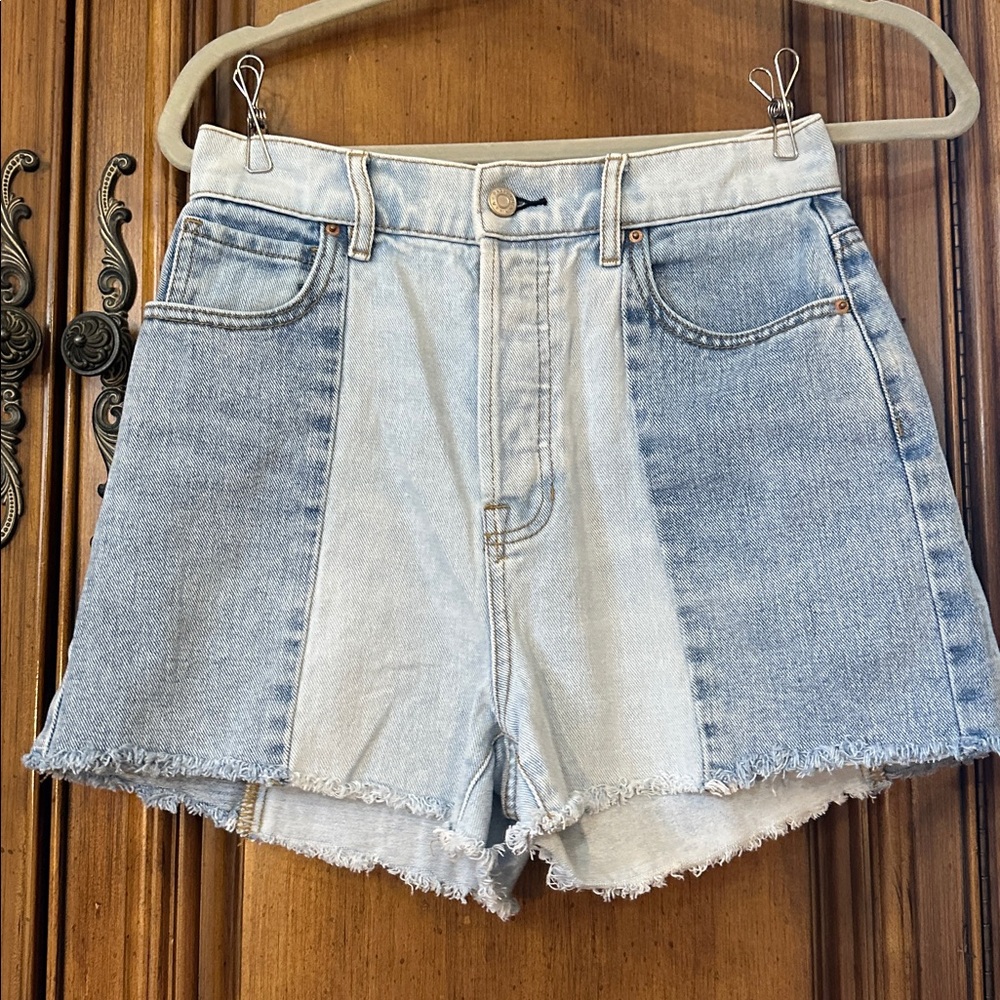 PacSun LikeNEW 90sStyle TwoTone Paneled High-rise Buttonfly Denim RawHem short26